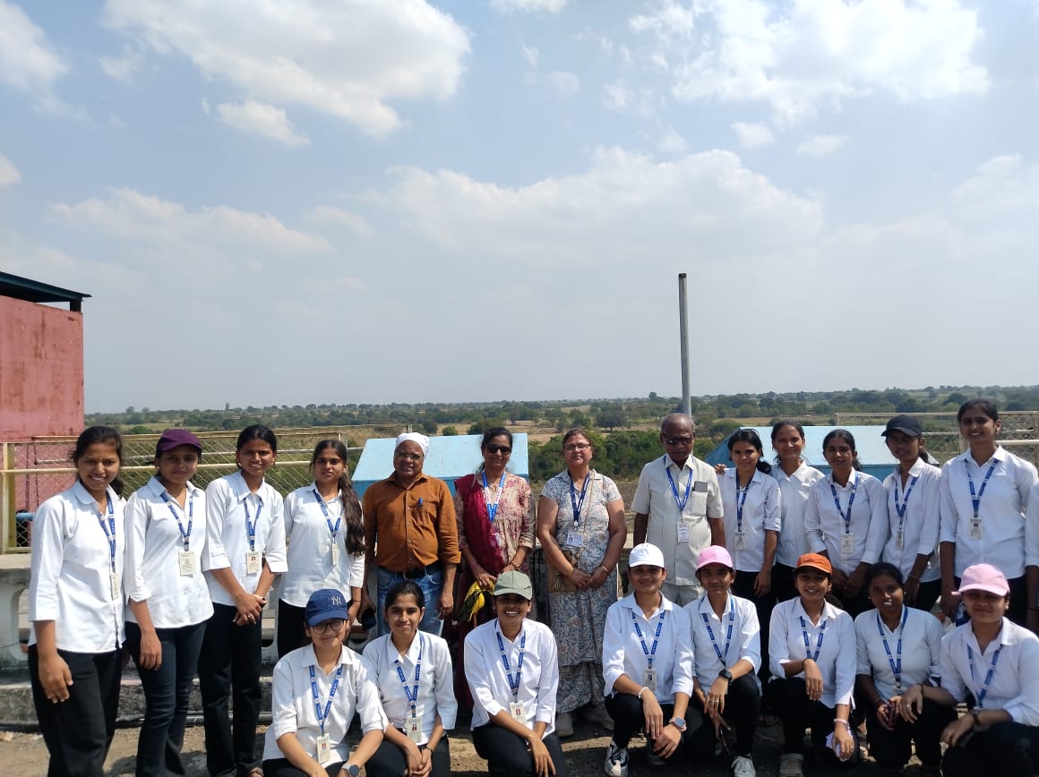 Visit to Manjara Dam Dhanegaon